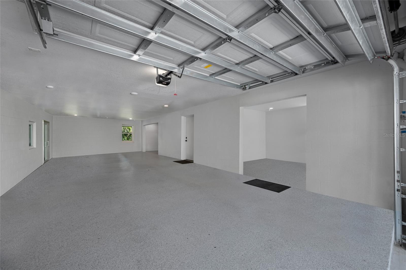 KIPPS COLONY ESTATES AT PASADENA YACHT/COUNTRY CL - Residential