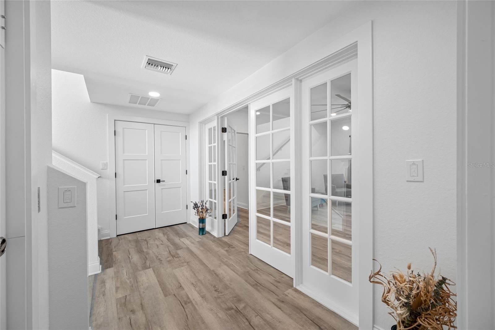 KIPPS COLONY ESTATES AT PASADENA YACHT/COUNTRY CL - Residential
