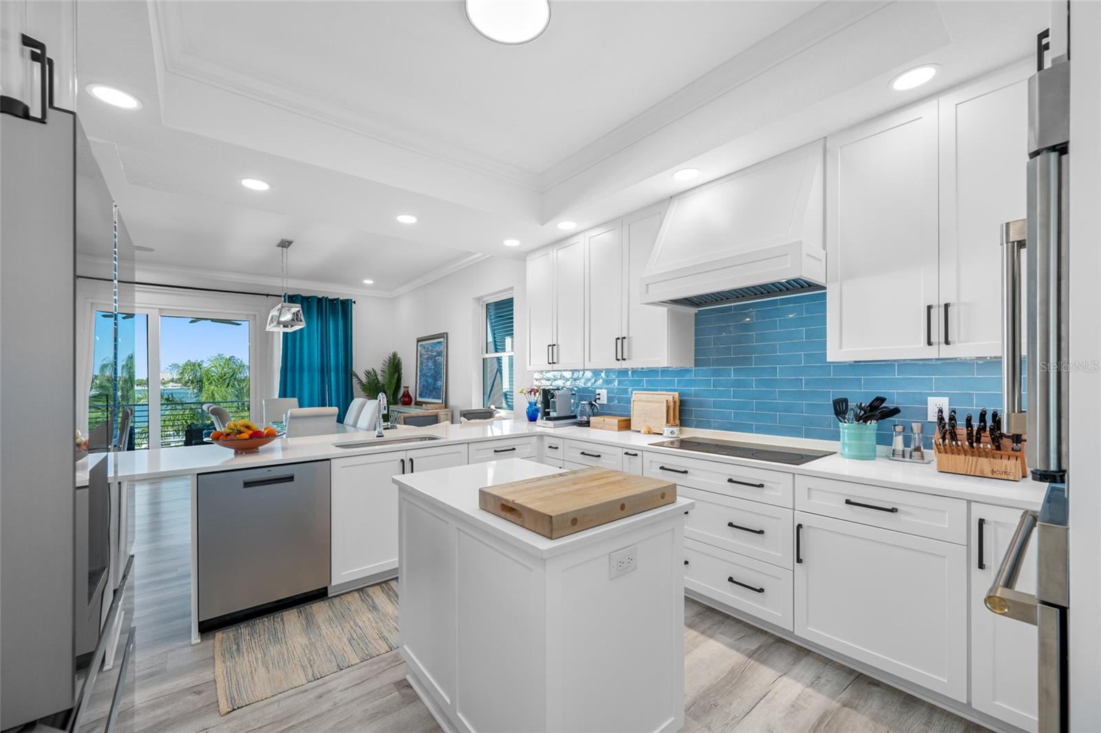KIPPS COLONY ESTATES AT PASADENA YACHT/COUNTRY CL - Residential