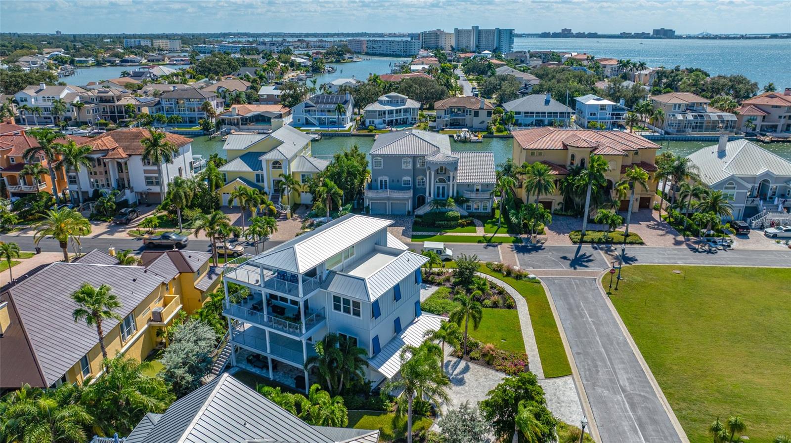 KIPPS COLONY ESTATES AT PASADENA YACHT/COUNTRY CL - Residential