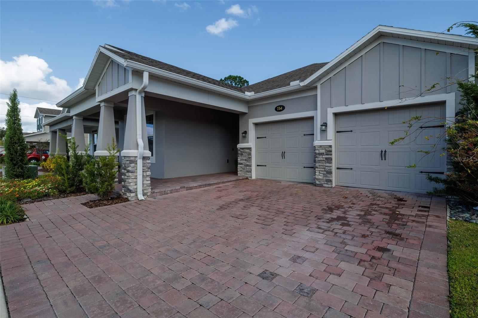 754 TRILLIUM COURT