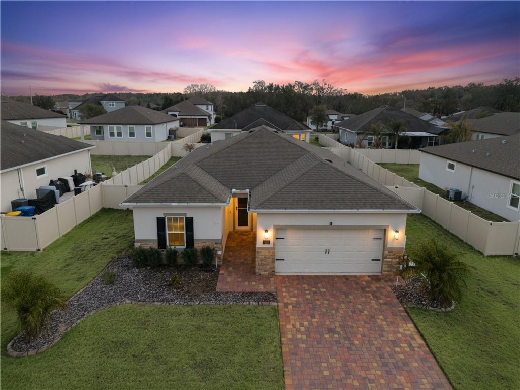 Photo of 236 Messina Pl, Howey In The Hills, FL 34737 (MLS # G5108716)