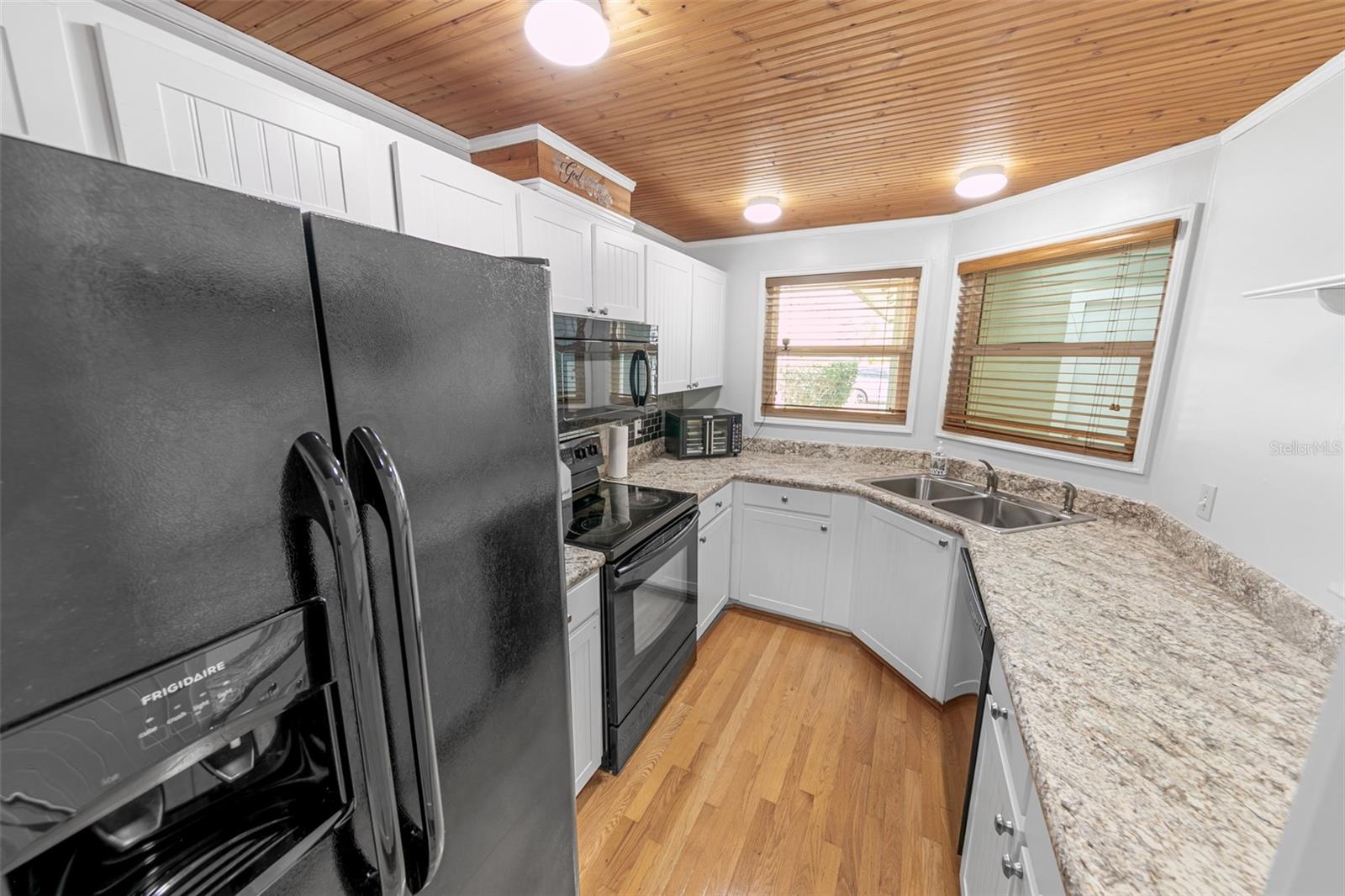 MISNERS BR/WINDING WOODS PH 05 - Residential