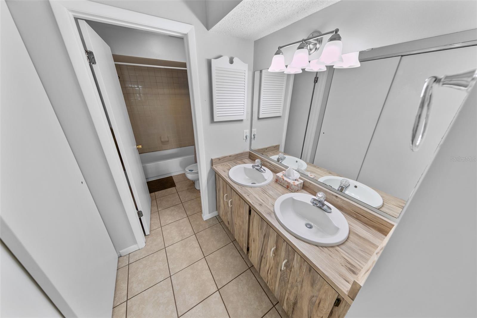 MISNERS BR/WINDING WOODS PH 05 - Residential