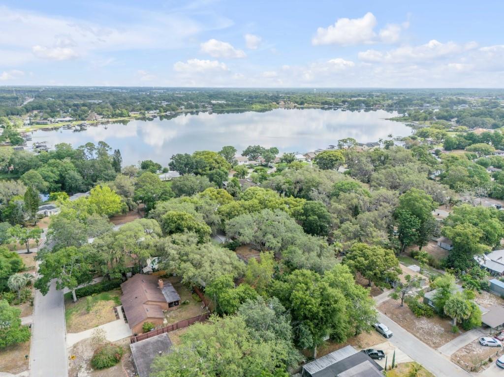 PRAIRIE LAKE MANORS - Residential