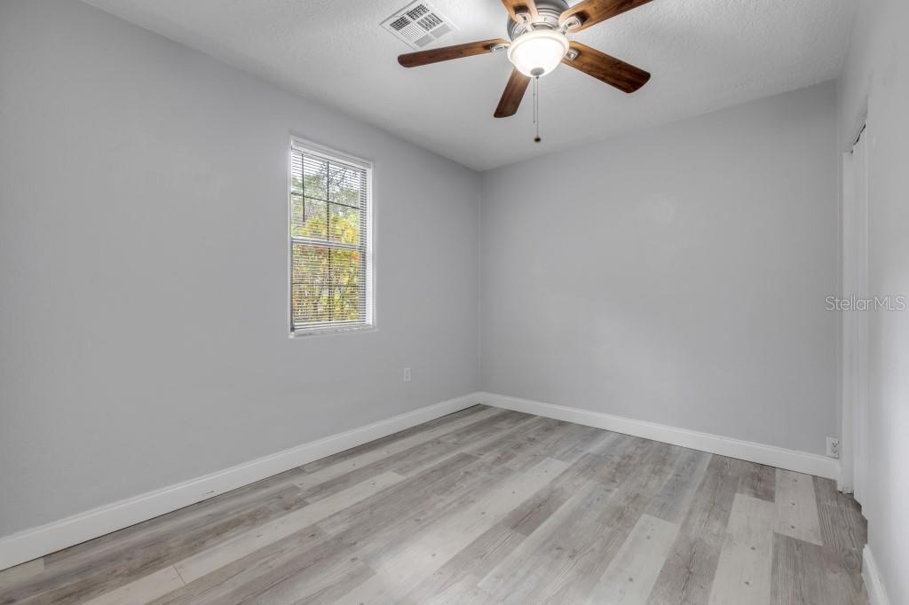 PRAIRIE LAKE MANORS - Residential