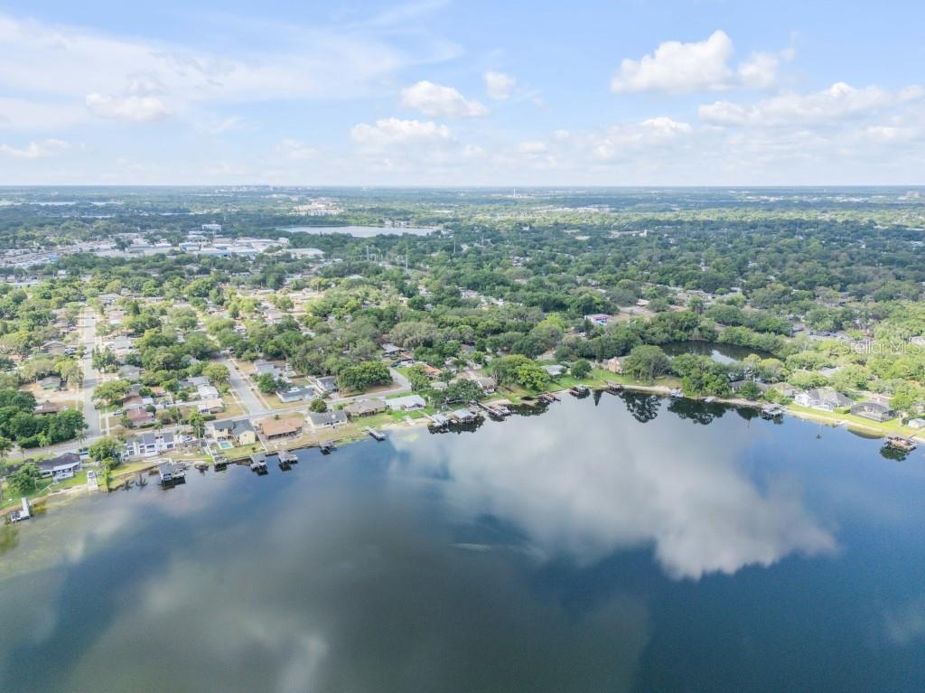 PRAIRIE LAKE MANORS - Residential