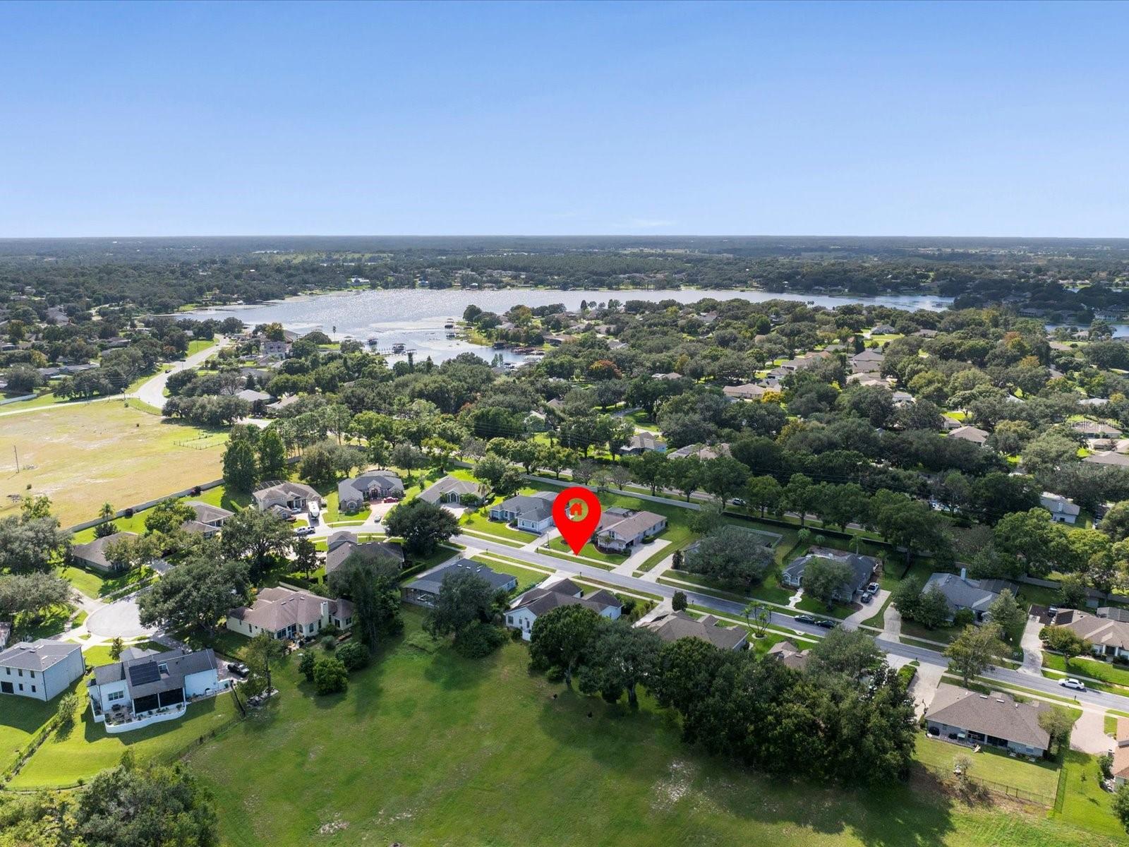 SUSANS LANDING PH 01 - Residential
