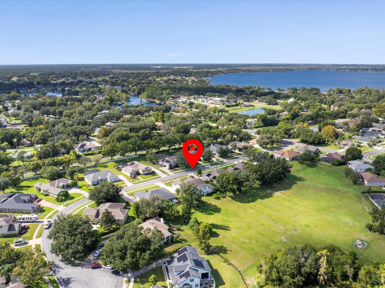 SUSANS LANDING PH 01 - Residential