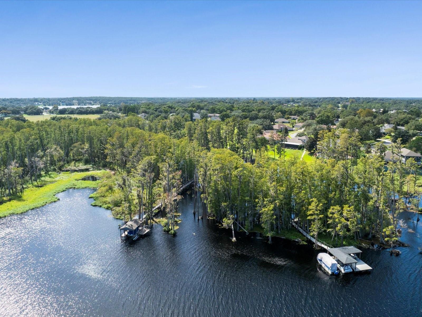 SUSANS LANDING PH 01 - Residential