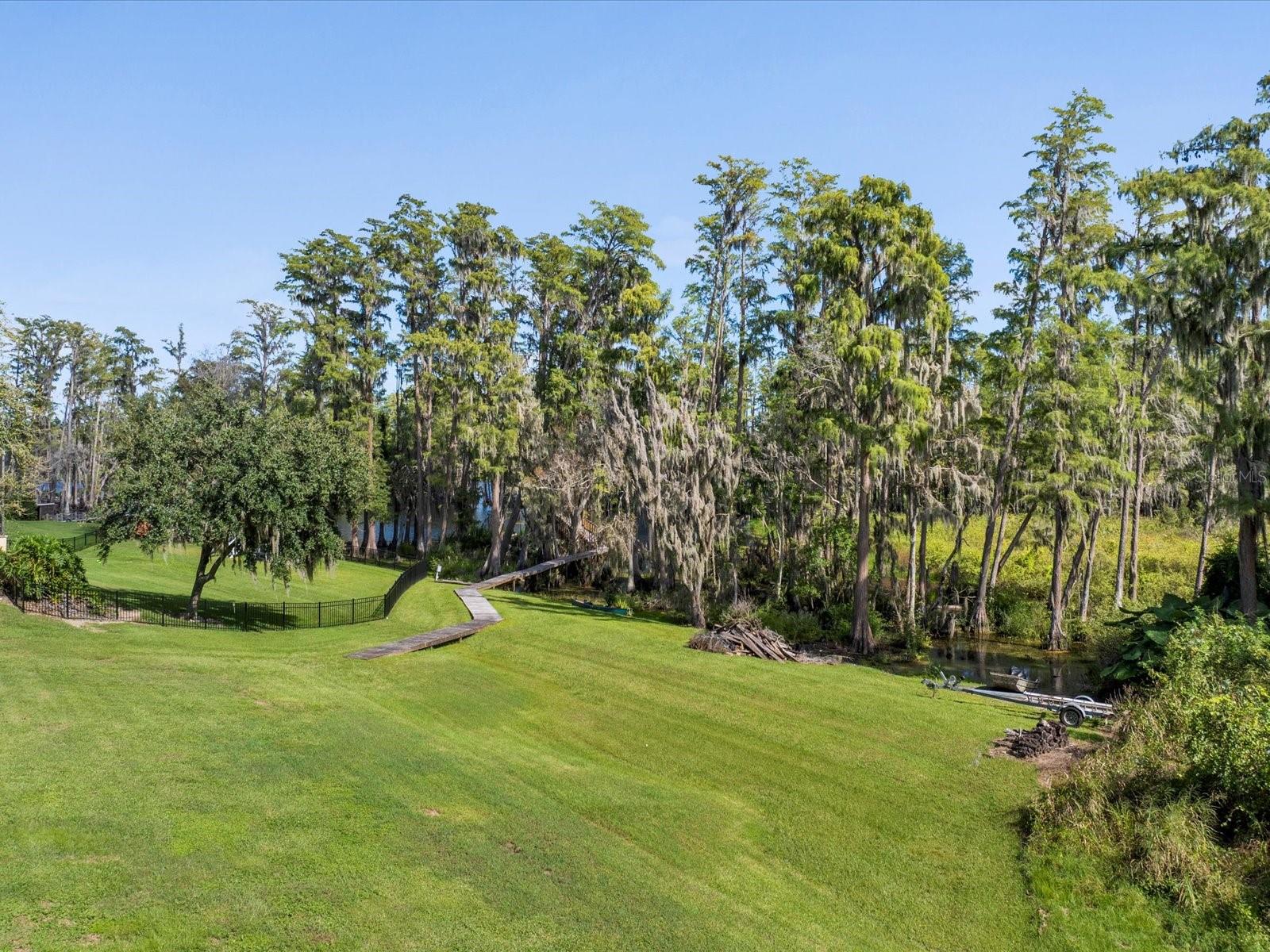 SUSANS LANDING PH 01 - Residential