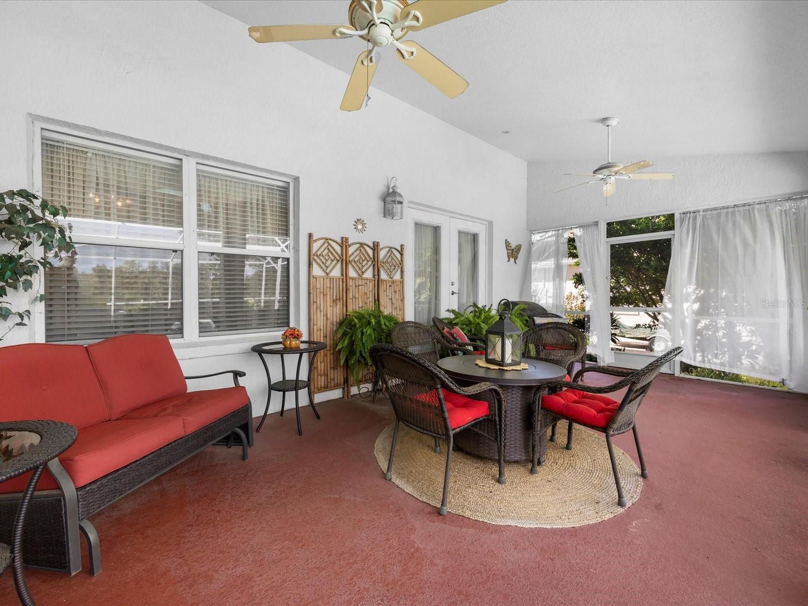 SUSANS LANDING PH 01 - Residential
