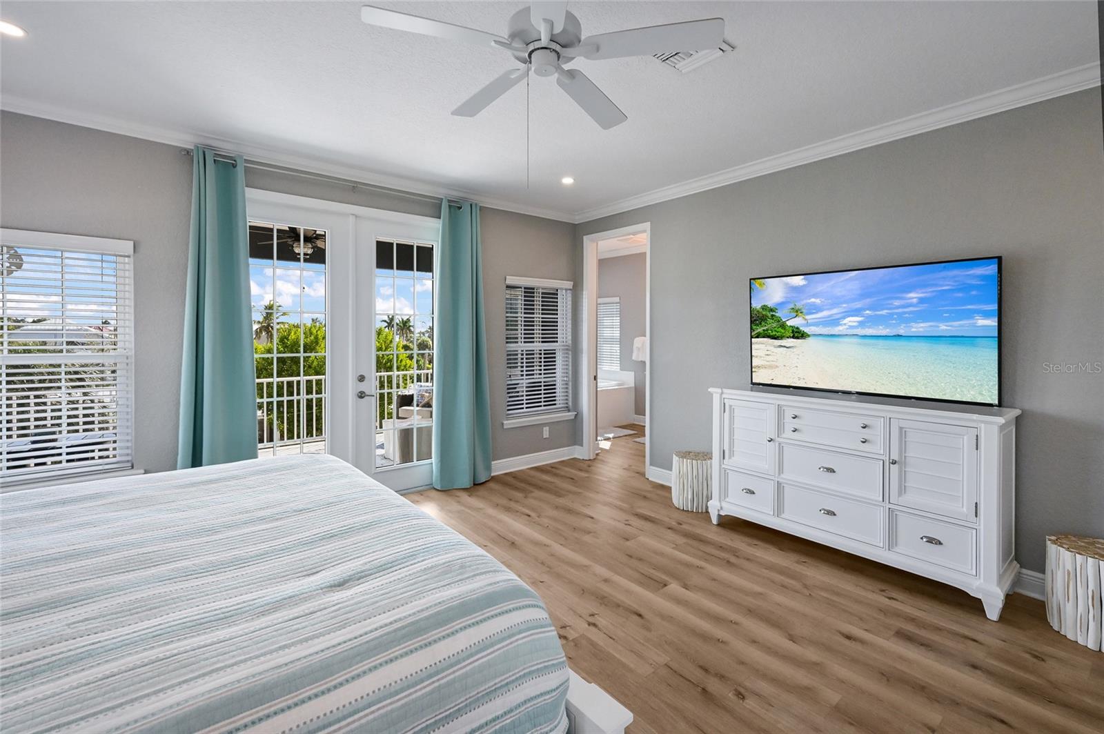 LAKE LA VISTA - Residential