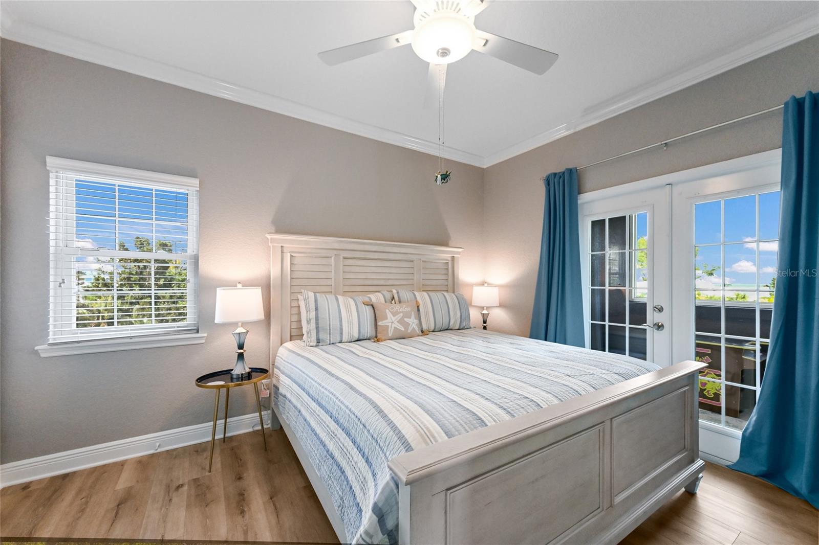 LAKE LA VISTA - Residential