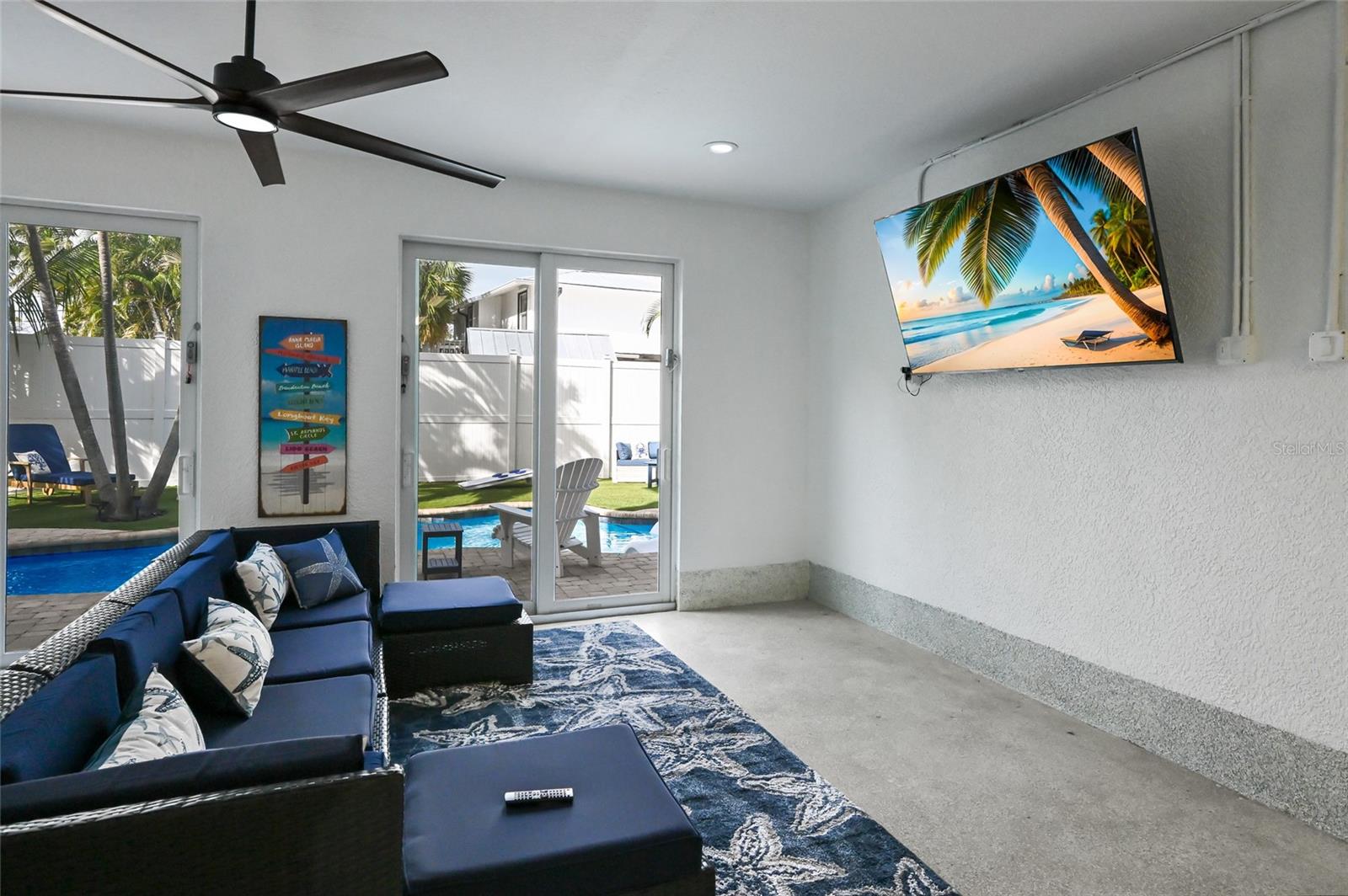 LAKE LA VISTA - Residential