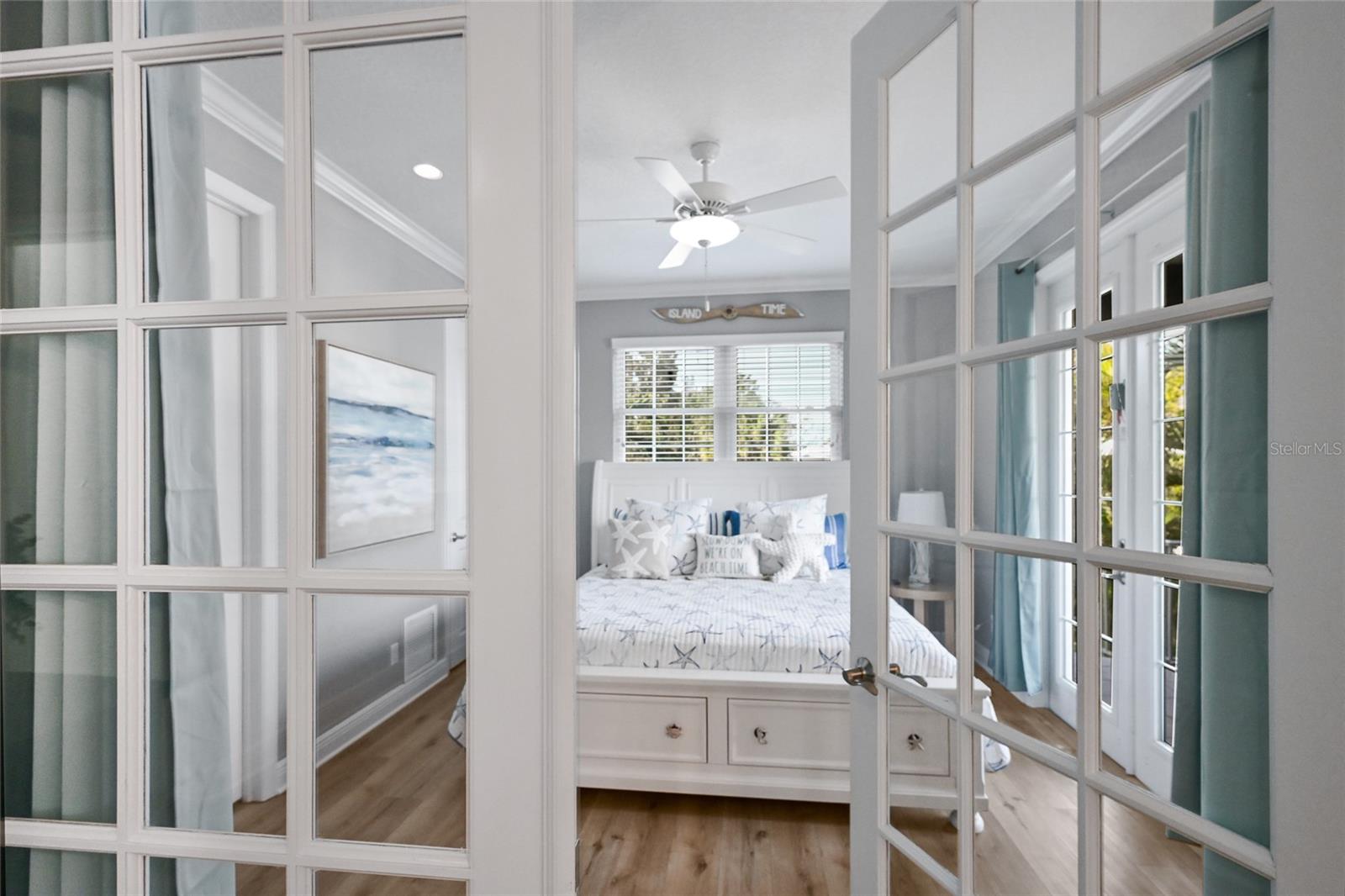 LAKE LA VISTA - Residential