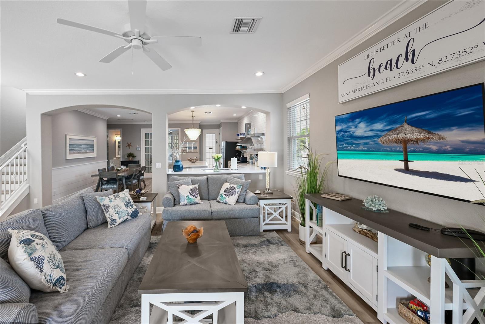 LAKE LA VISTA - Residential