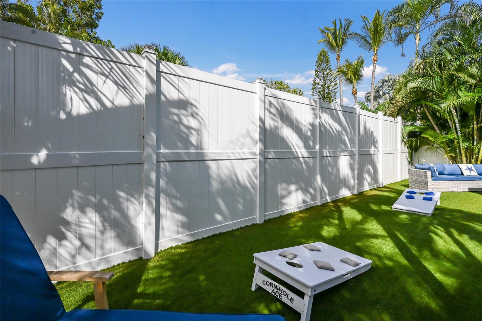 LAKE LA VISTA - Residential