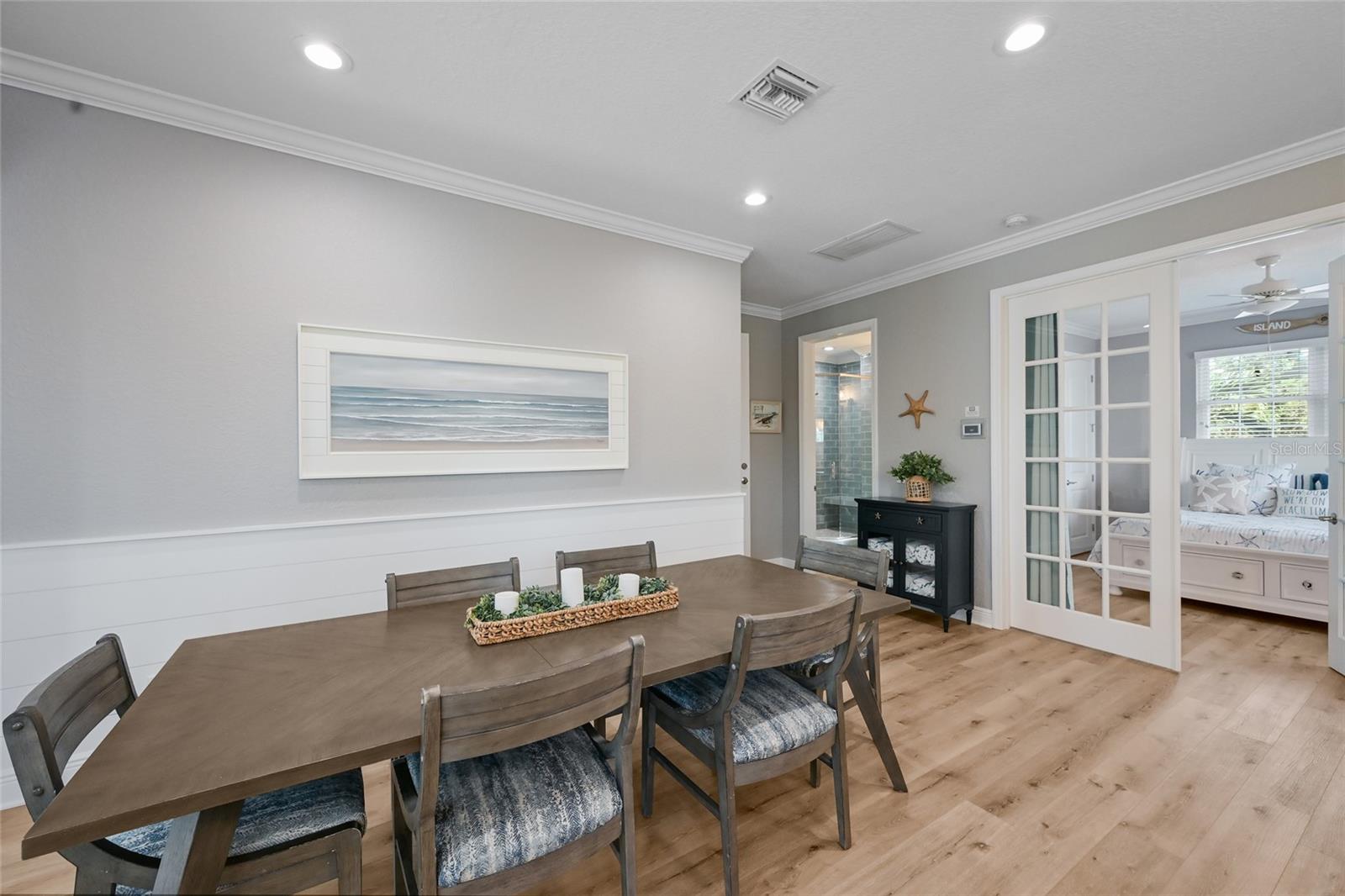 LAKE LA VISTA - Residential