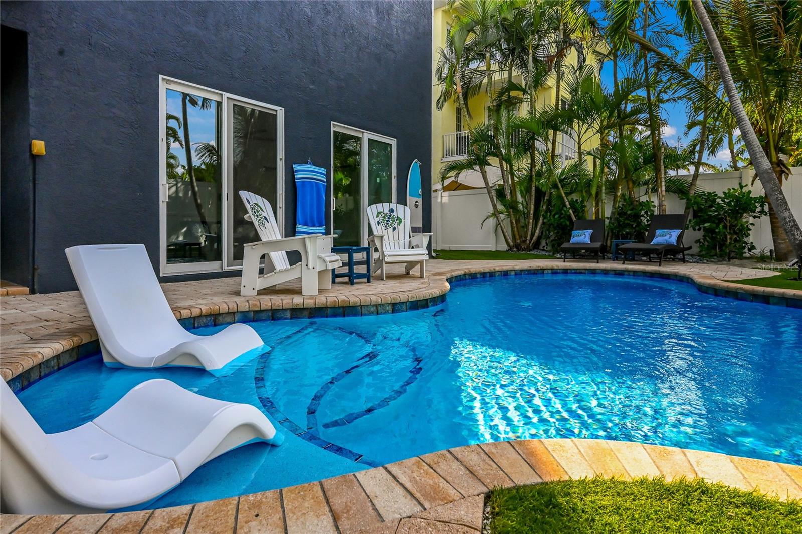 LAKE LA VISTA - Residential