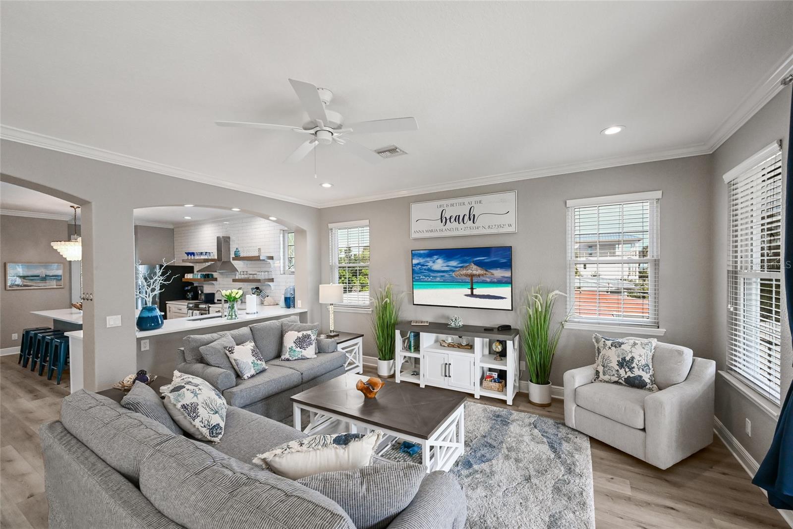 LAKE LA VISTA - Residential