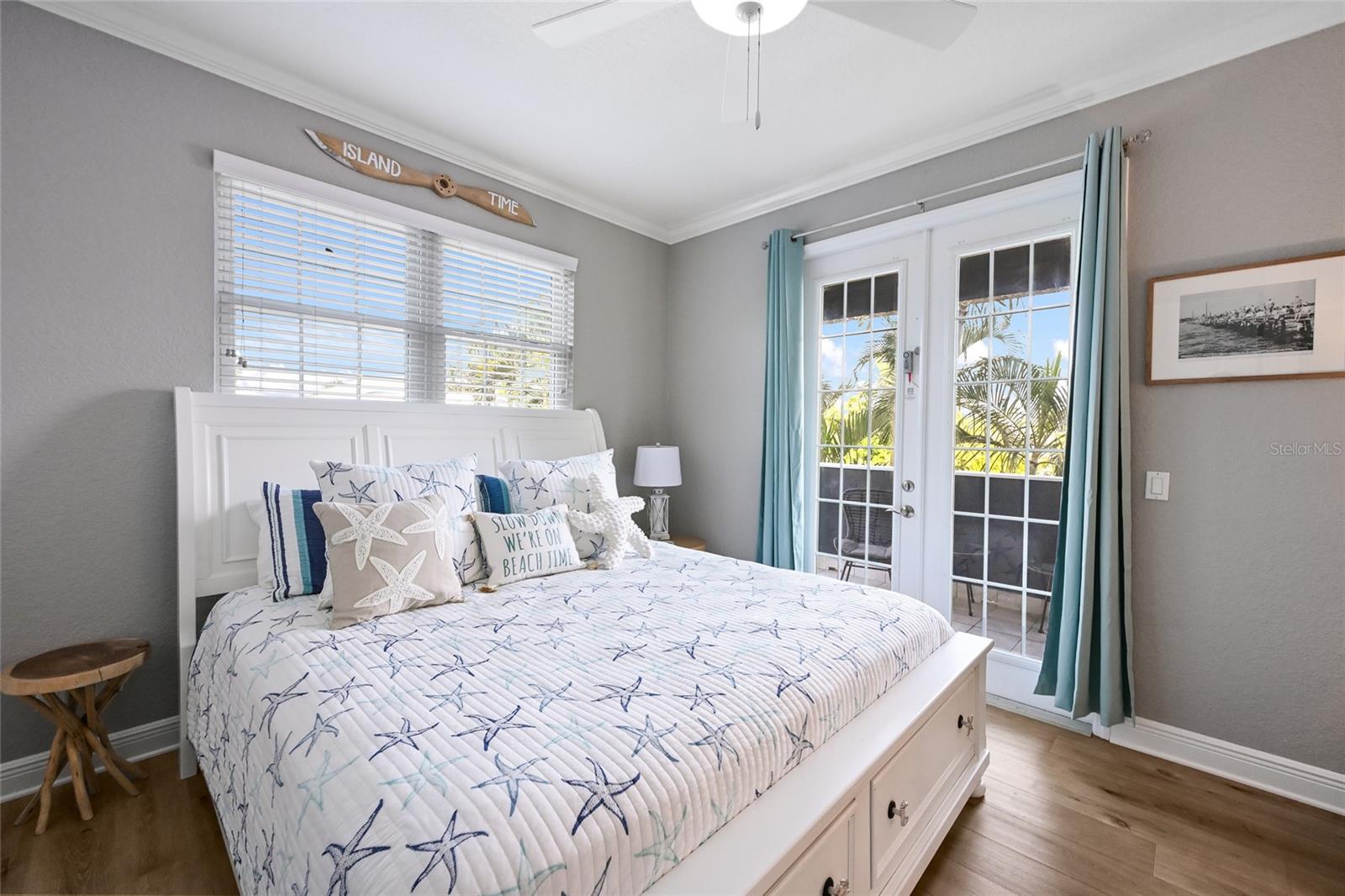 LAKE LA VISTA - Residential