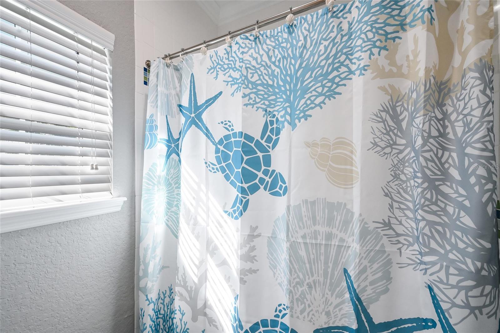 LAKE LA VISTA - Residential