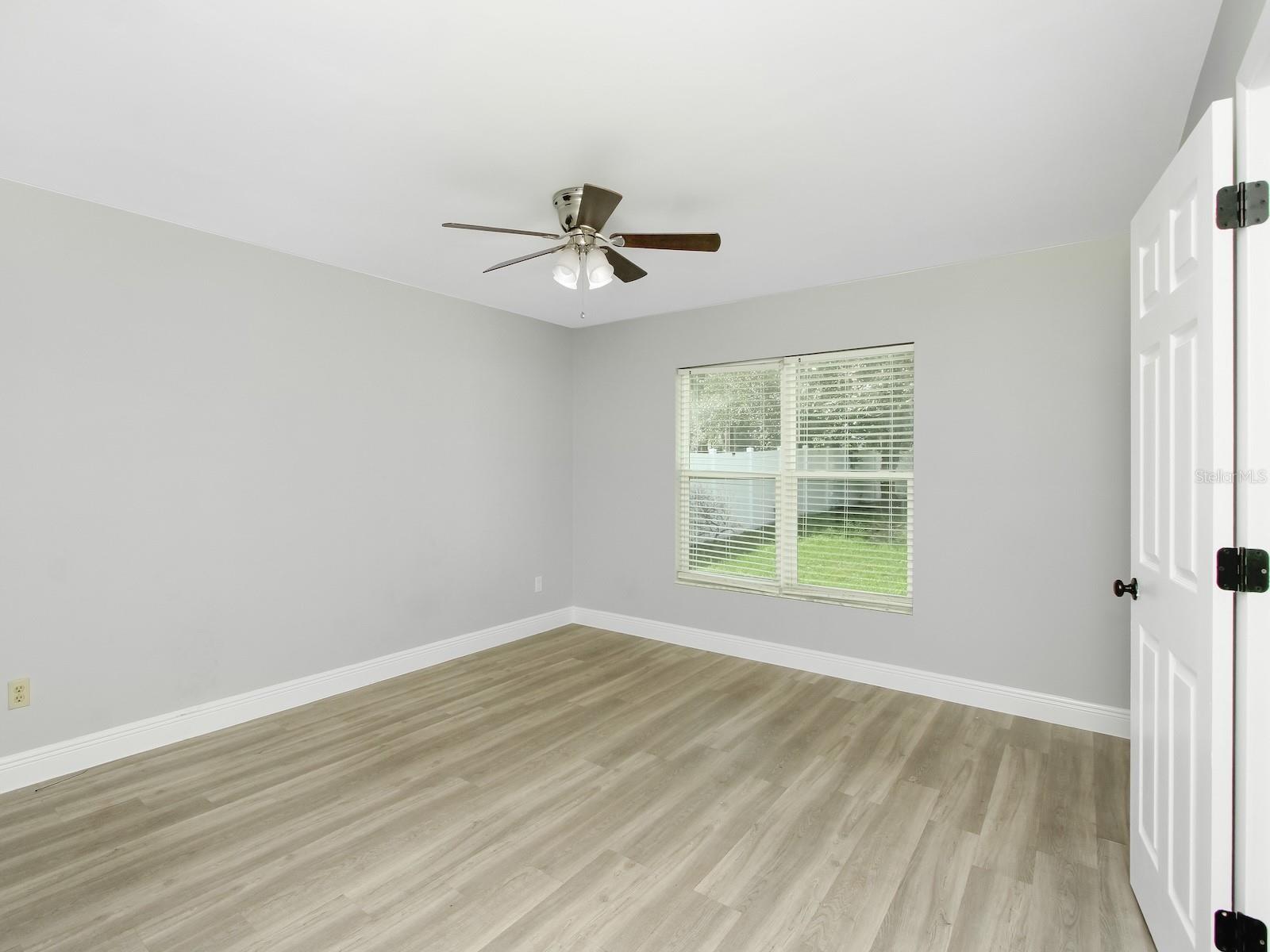 DELTONA LAKES - Residential