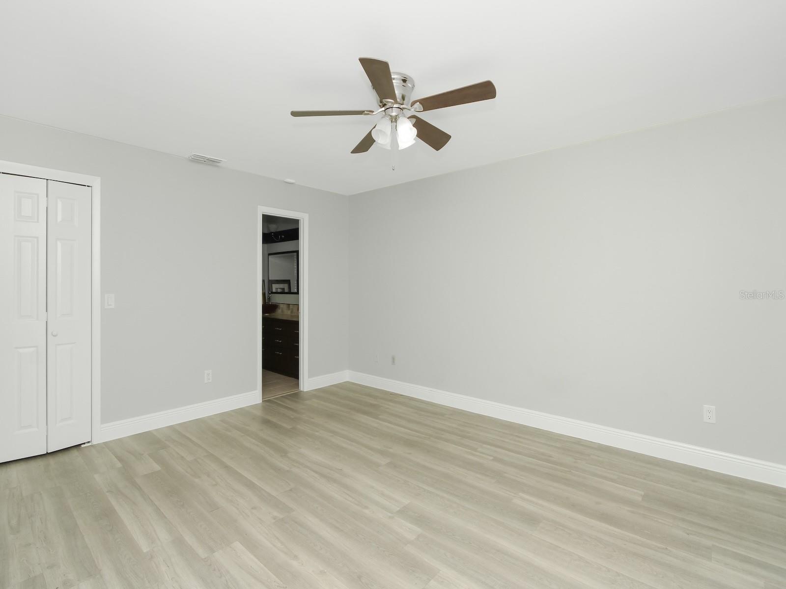 DELTONA LAKES - Residential