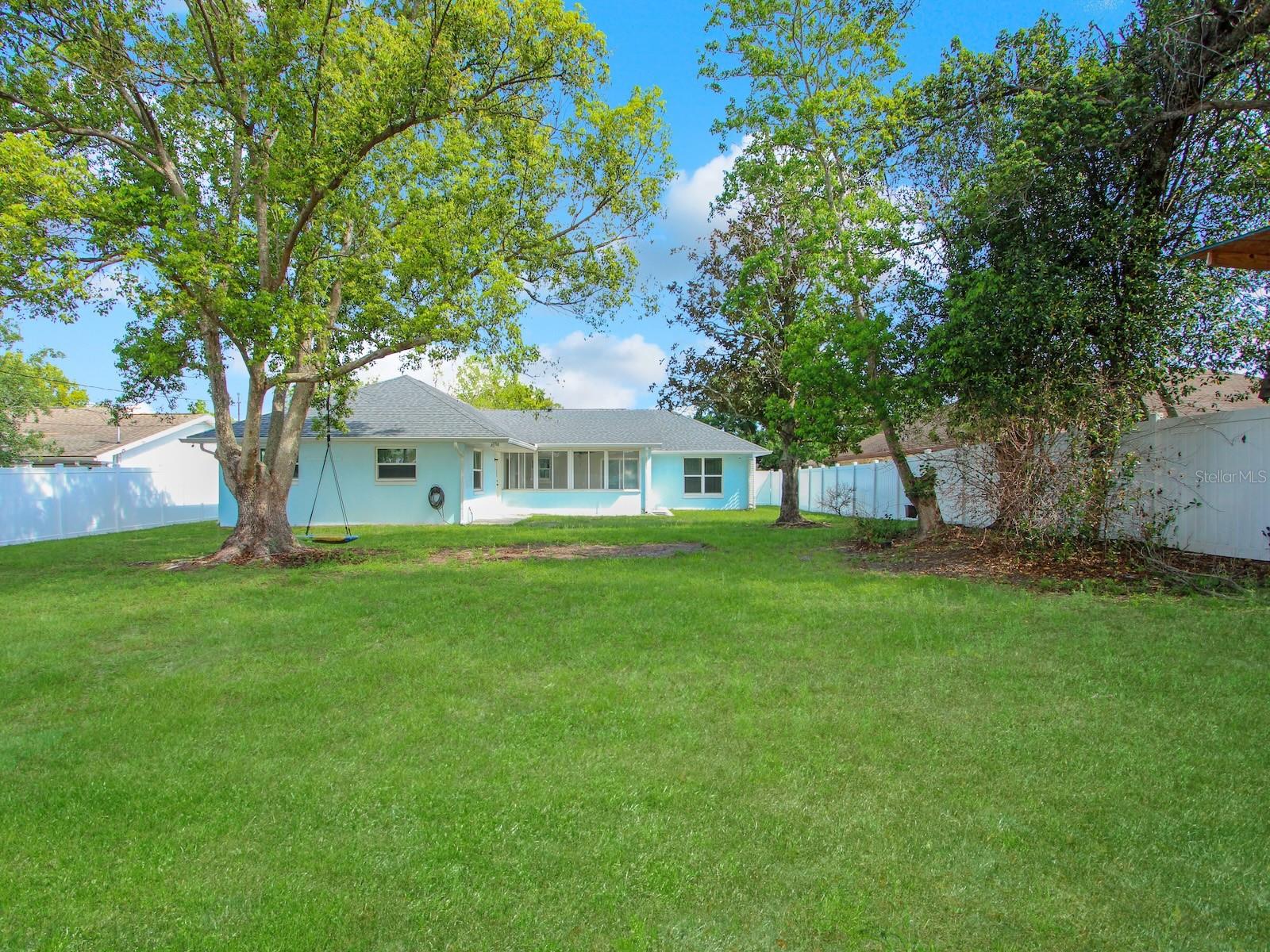 DELTONA LAKES - Residential