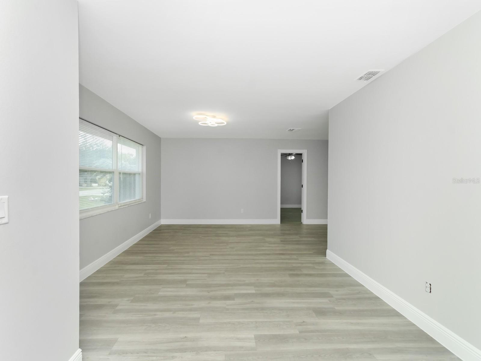 DELTONA LAKES - Residential