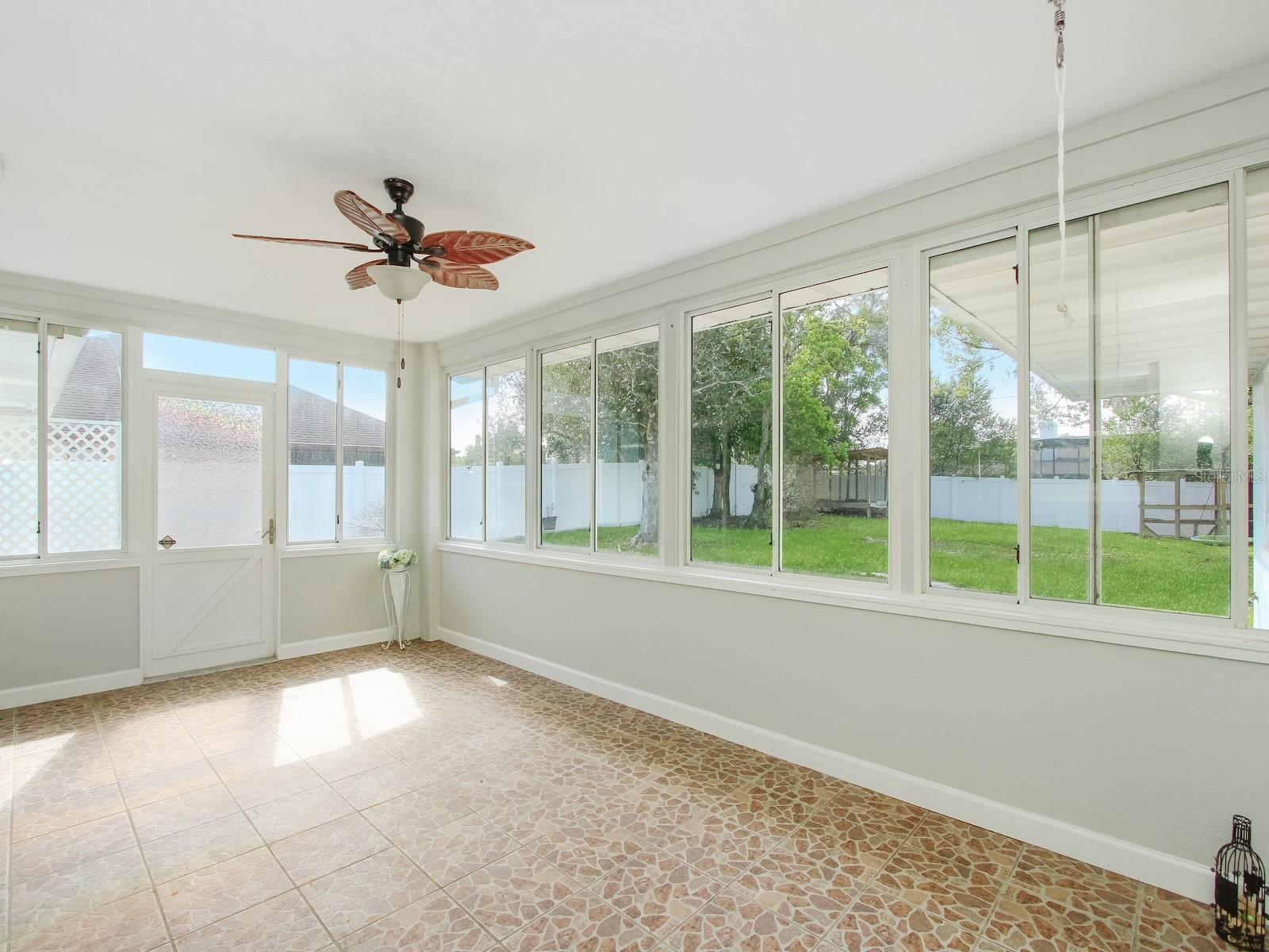 DELTONA LAKES - Residential