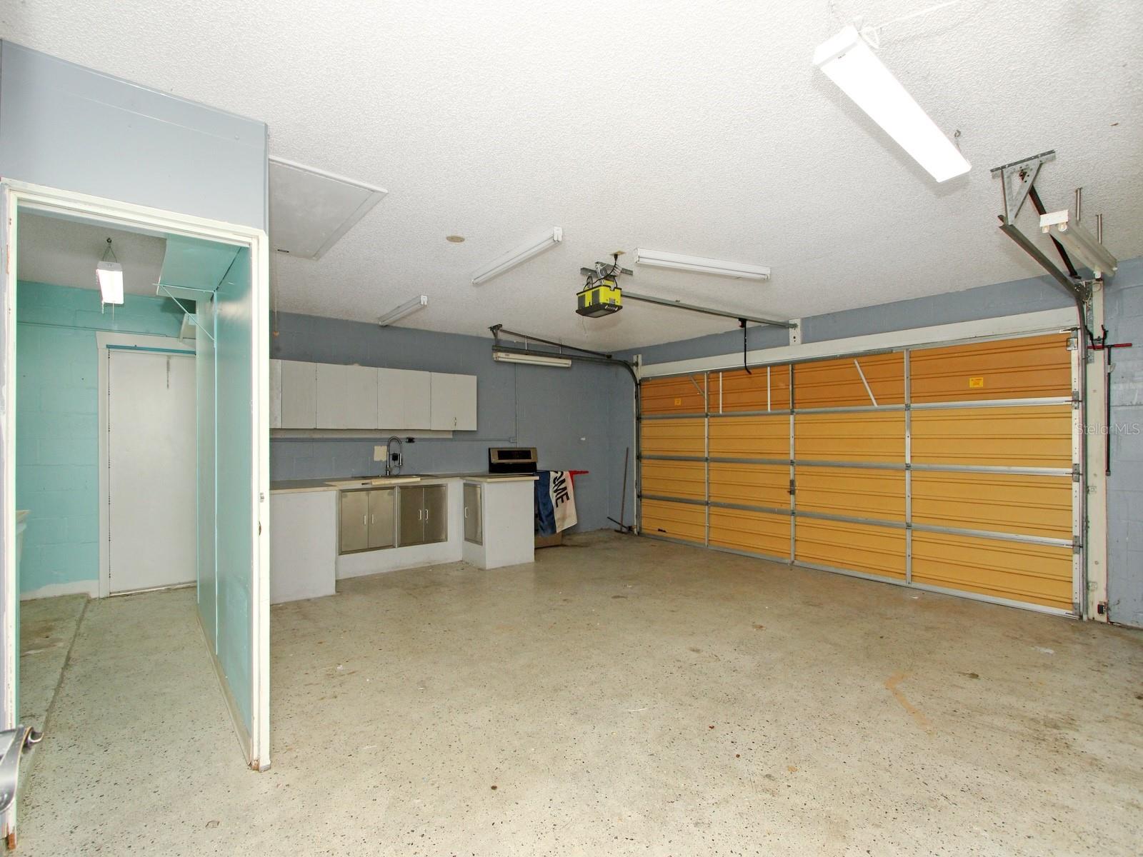 DELTONA LAKES - Residential