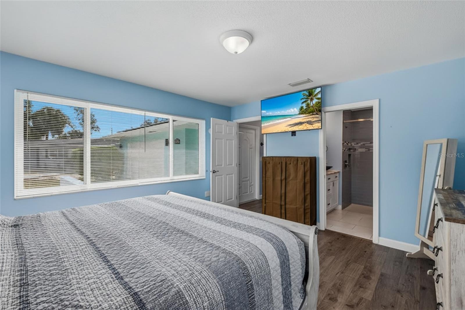 KENSINGTON PARK - Residential