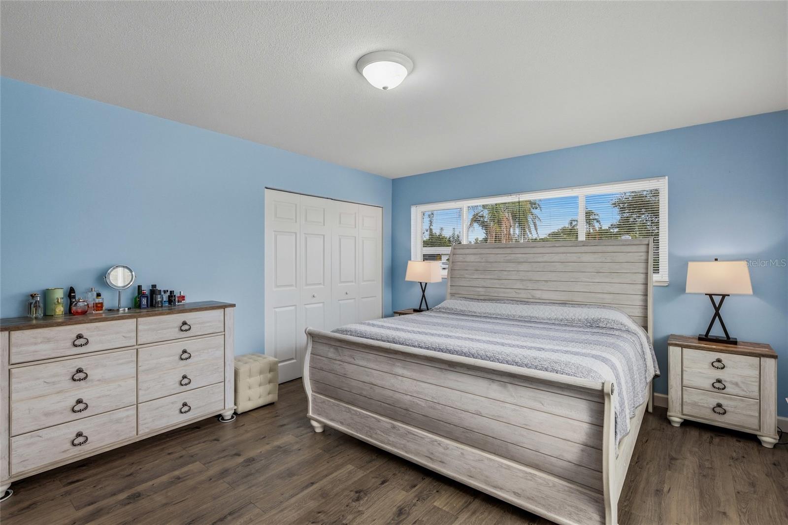 KENSINGTON PARK - Residential