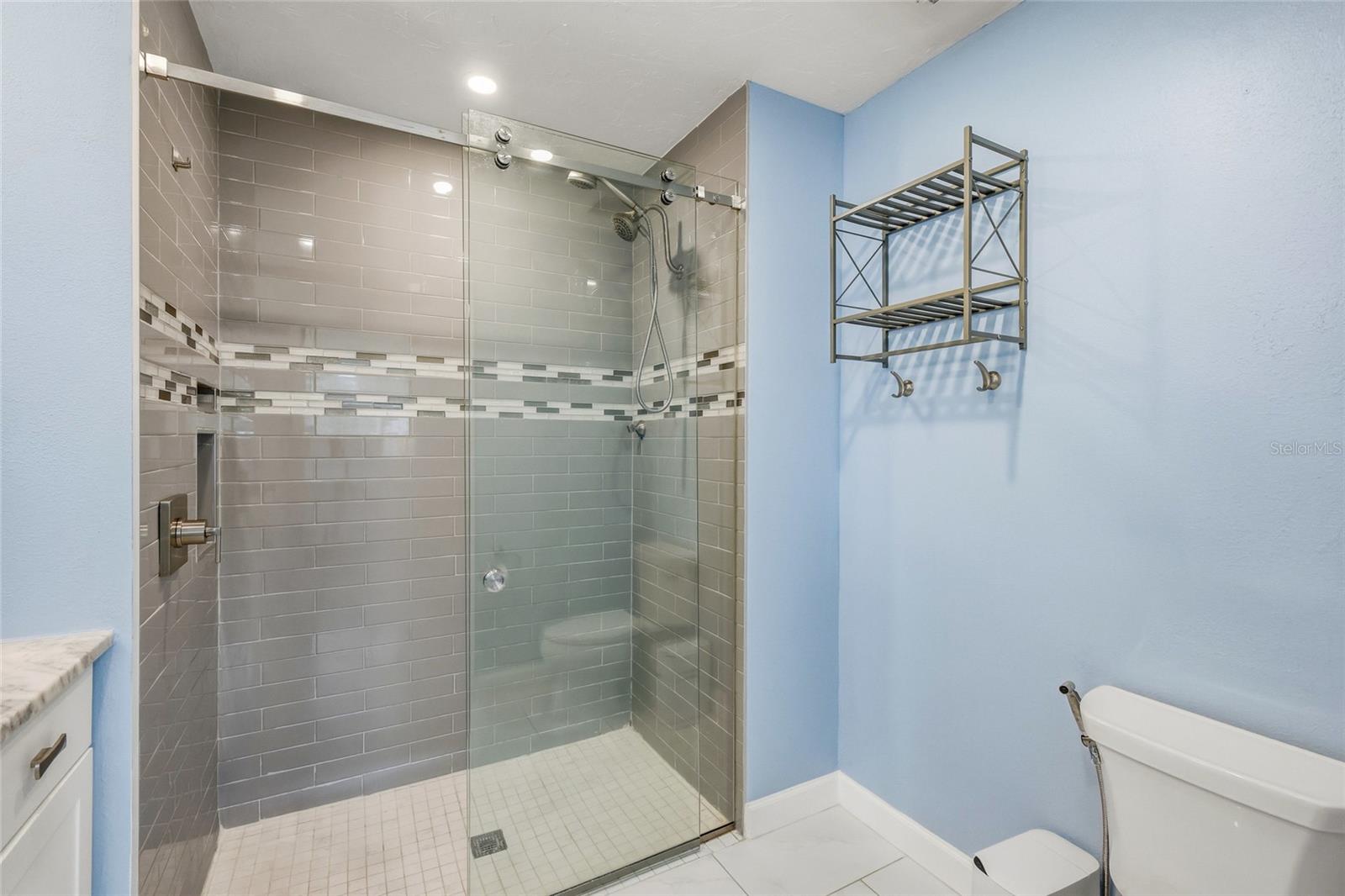 KENSINGTON PARK - Residential