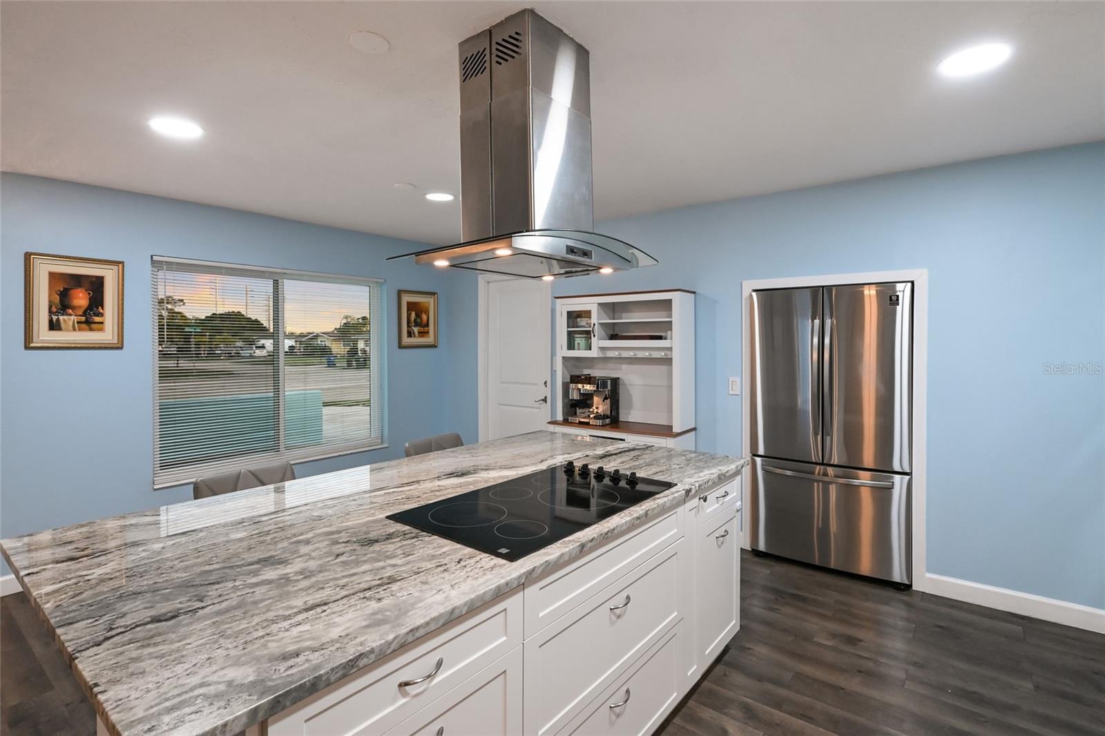 KENSINGTON PARK - Residential