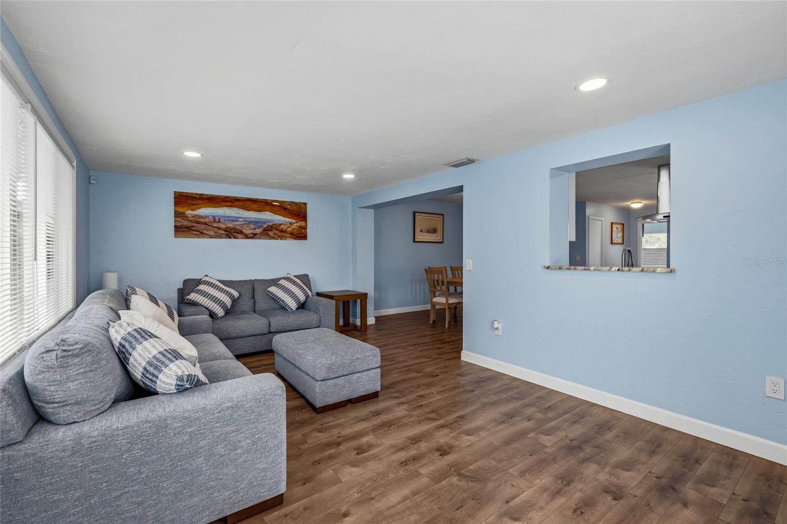 KENSINGTON PARK - Residential