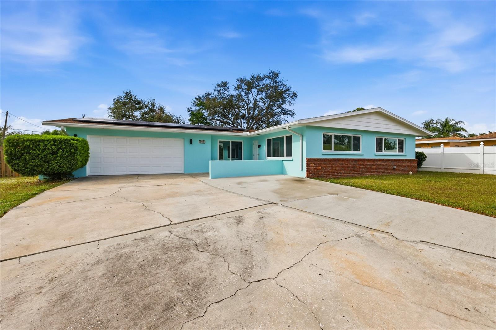 KENSINGTON PARK - Residential