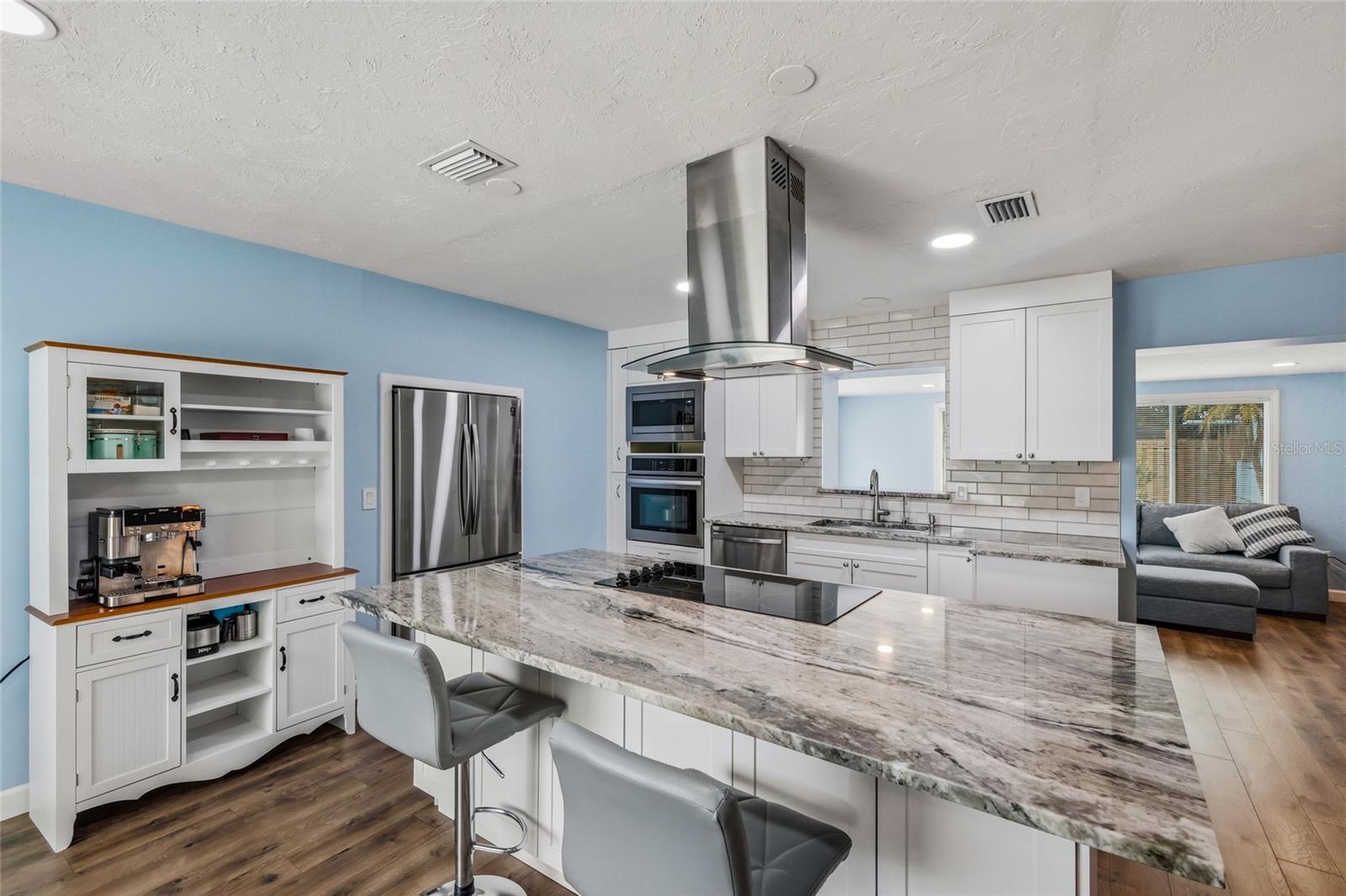 KENSINGTON PARK - Residential