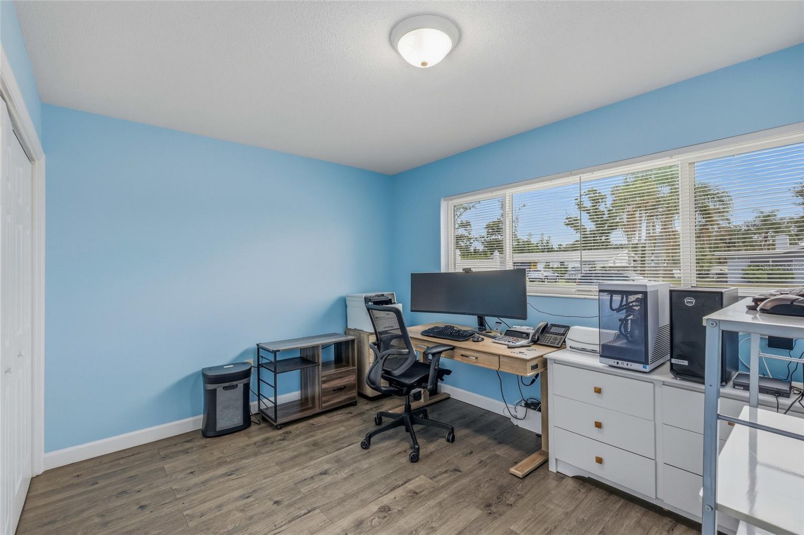 KENSINGTON PARK - Residential