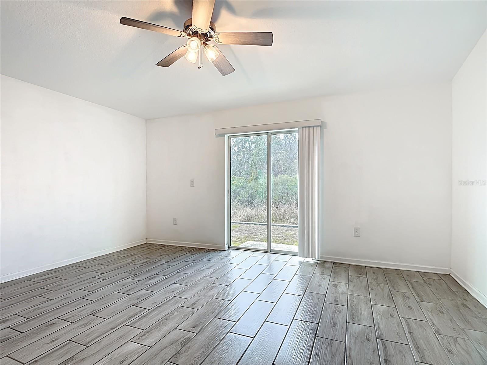 LIBERTY RIDGE PHASE TWO PB 176 PGS 27-28LOT 176 - Residential