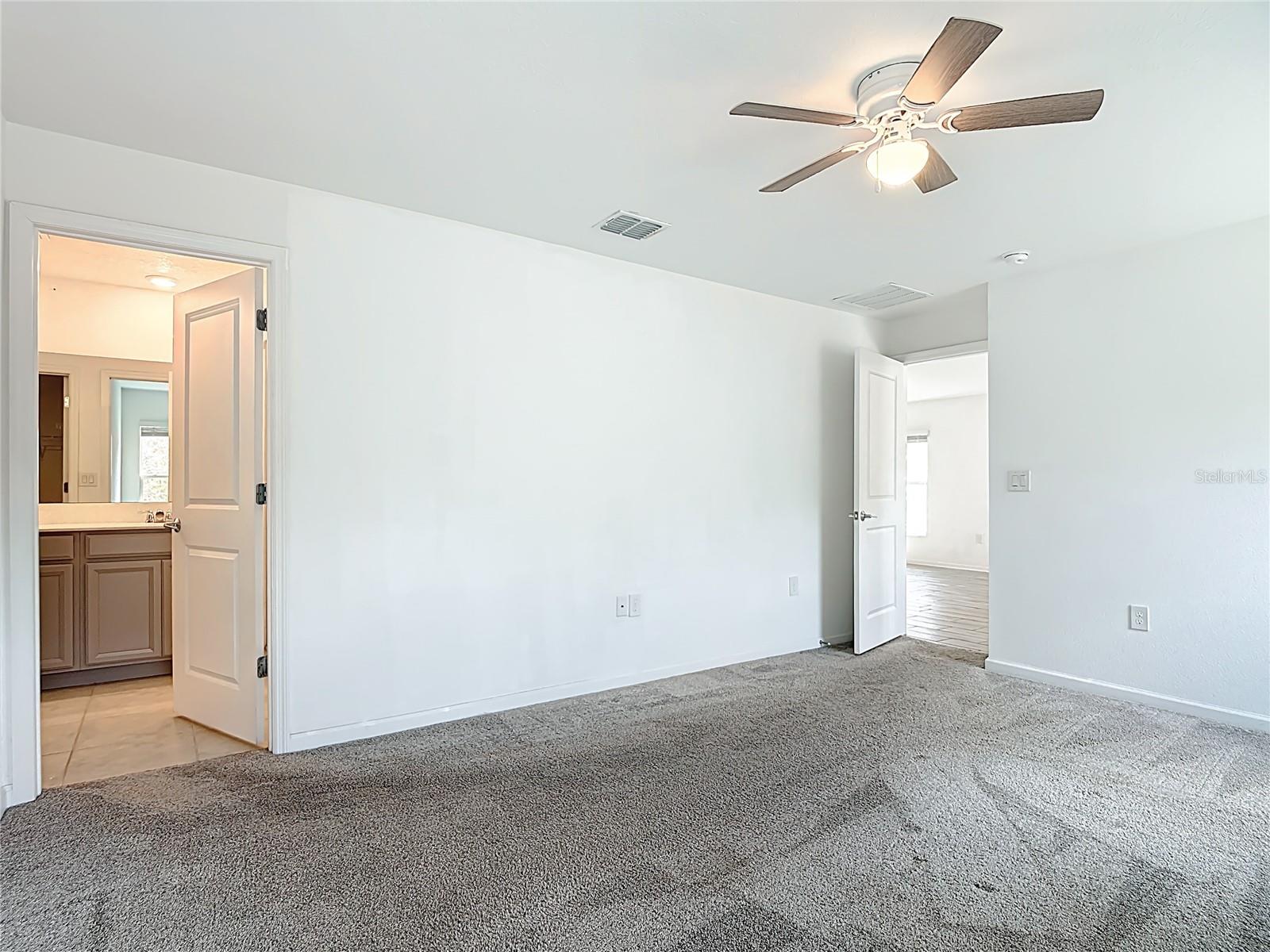 LIBERTY RIDGE PHASE TWO PB 176 PGS 27-28LOT 176 - Residential