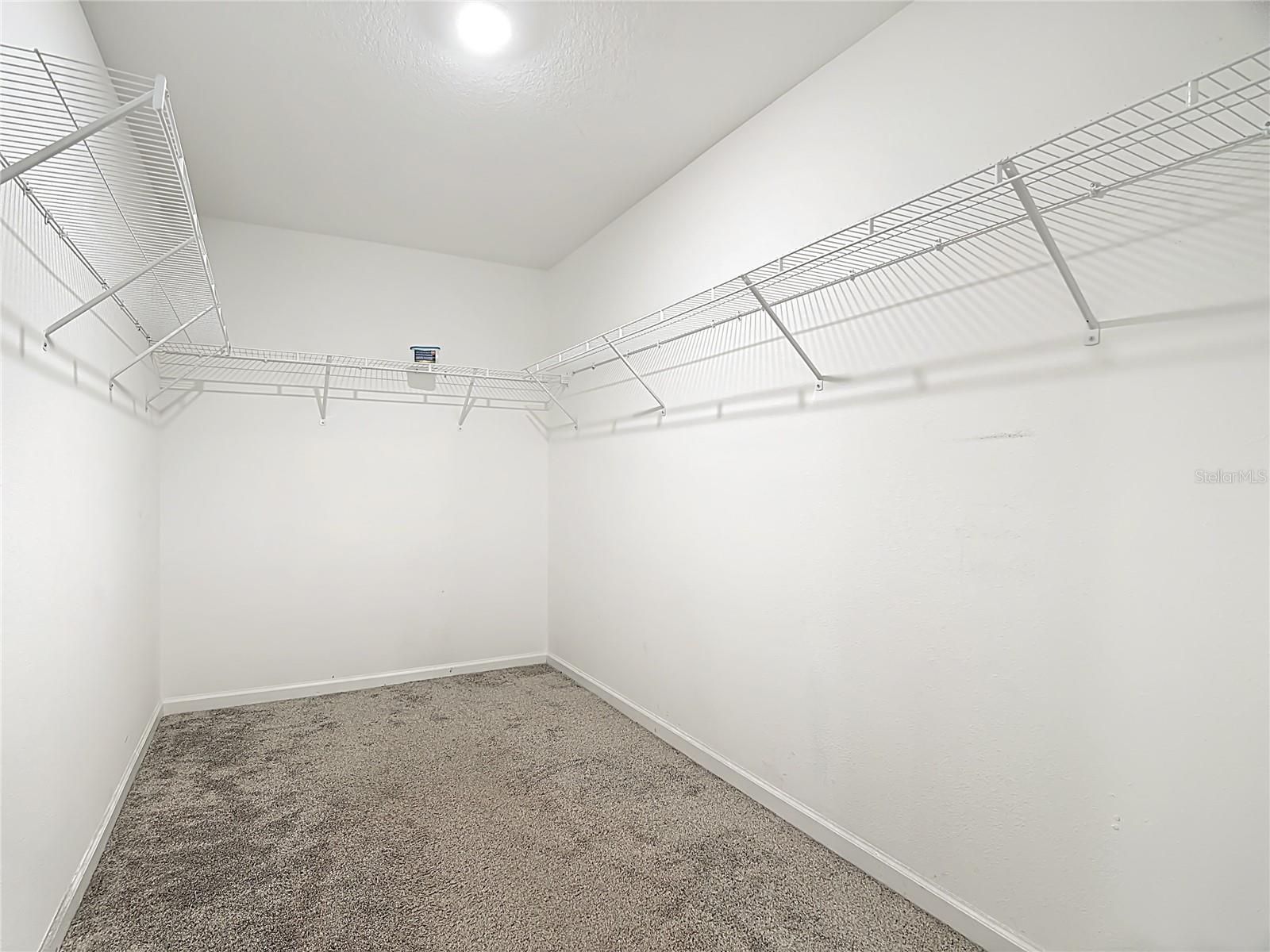 LIBERTY RIDGE PHASE TWO PB 176 PGS 27-28LOT 176 - Residential