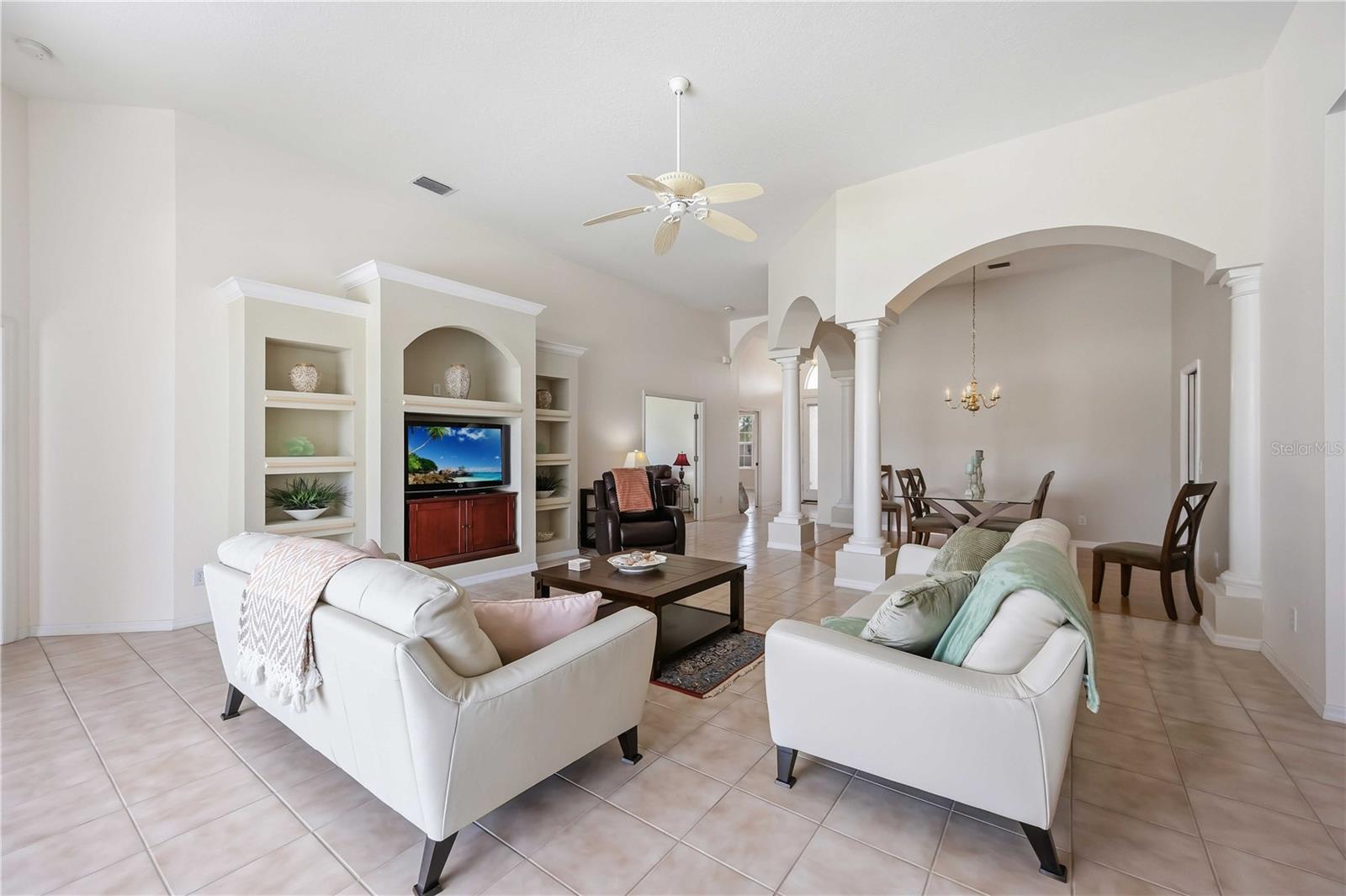7740 CASTLEISLAND DRIVE