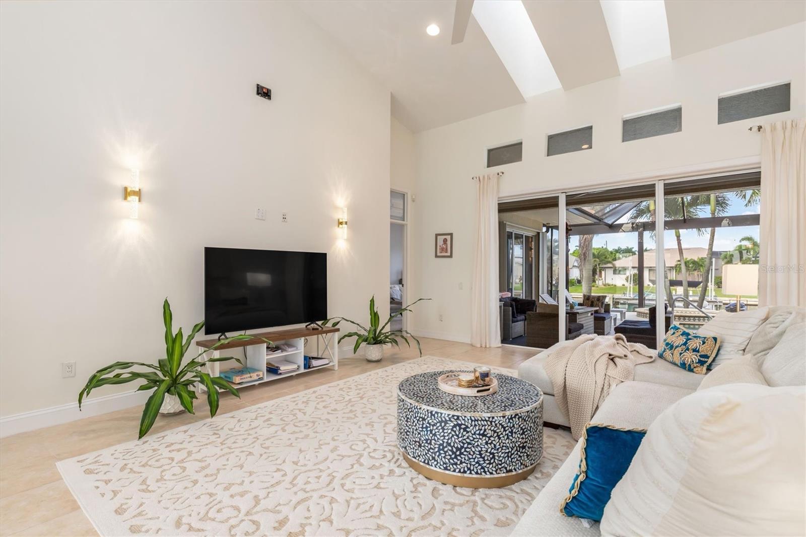 PUNTA GORDA ISLES SEC 15 - Residential
