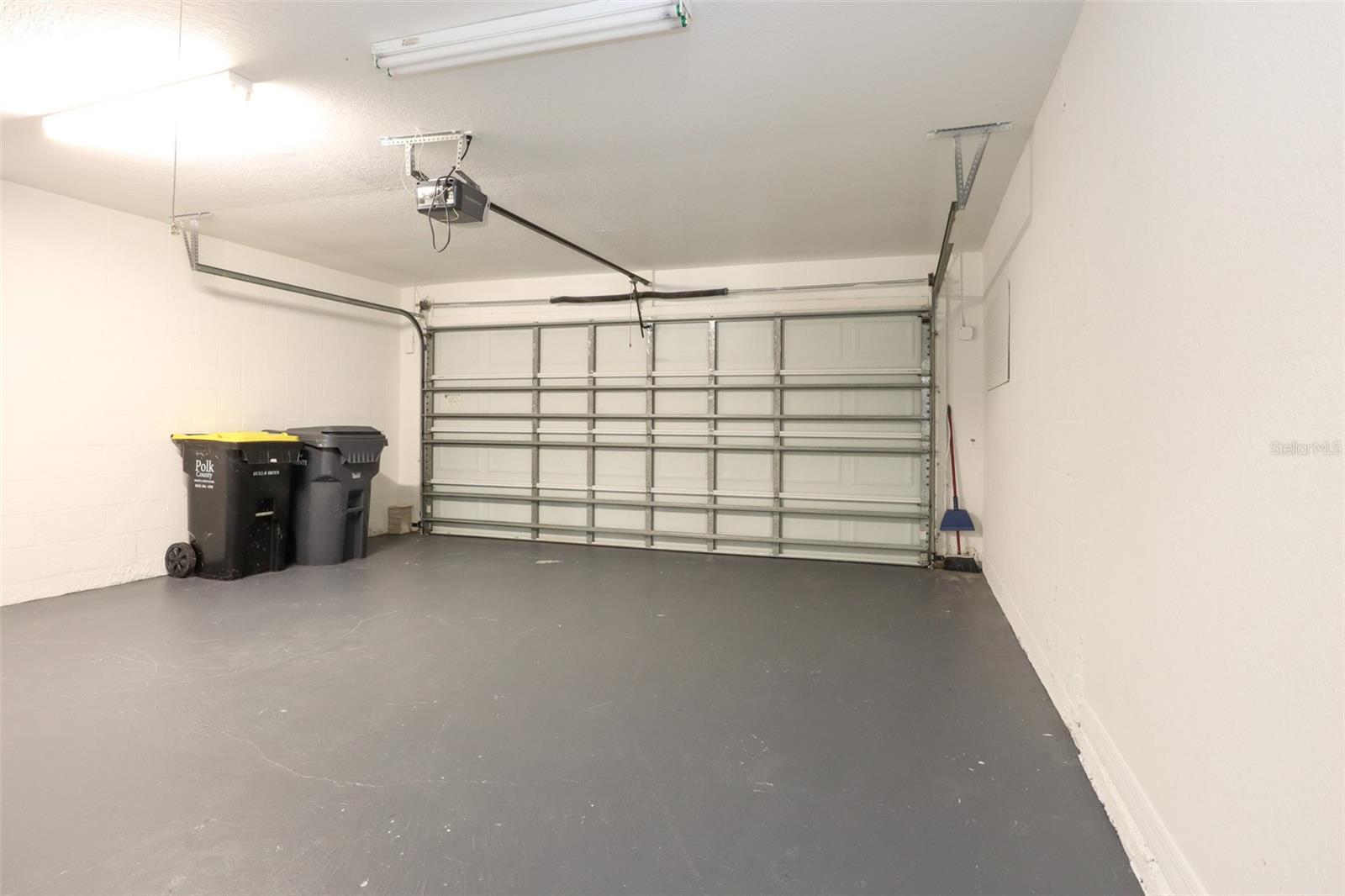 TWIN LAKES AT CHRISTINA PH 01 - Residential