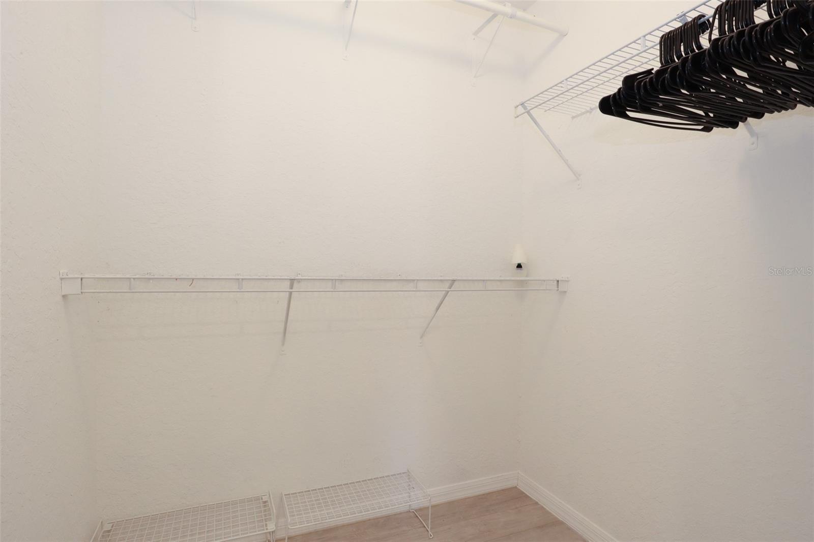 TWIN LAKES AT CHRISTINA PH 01 - Residential