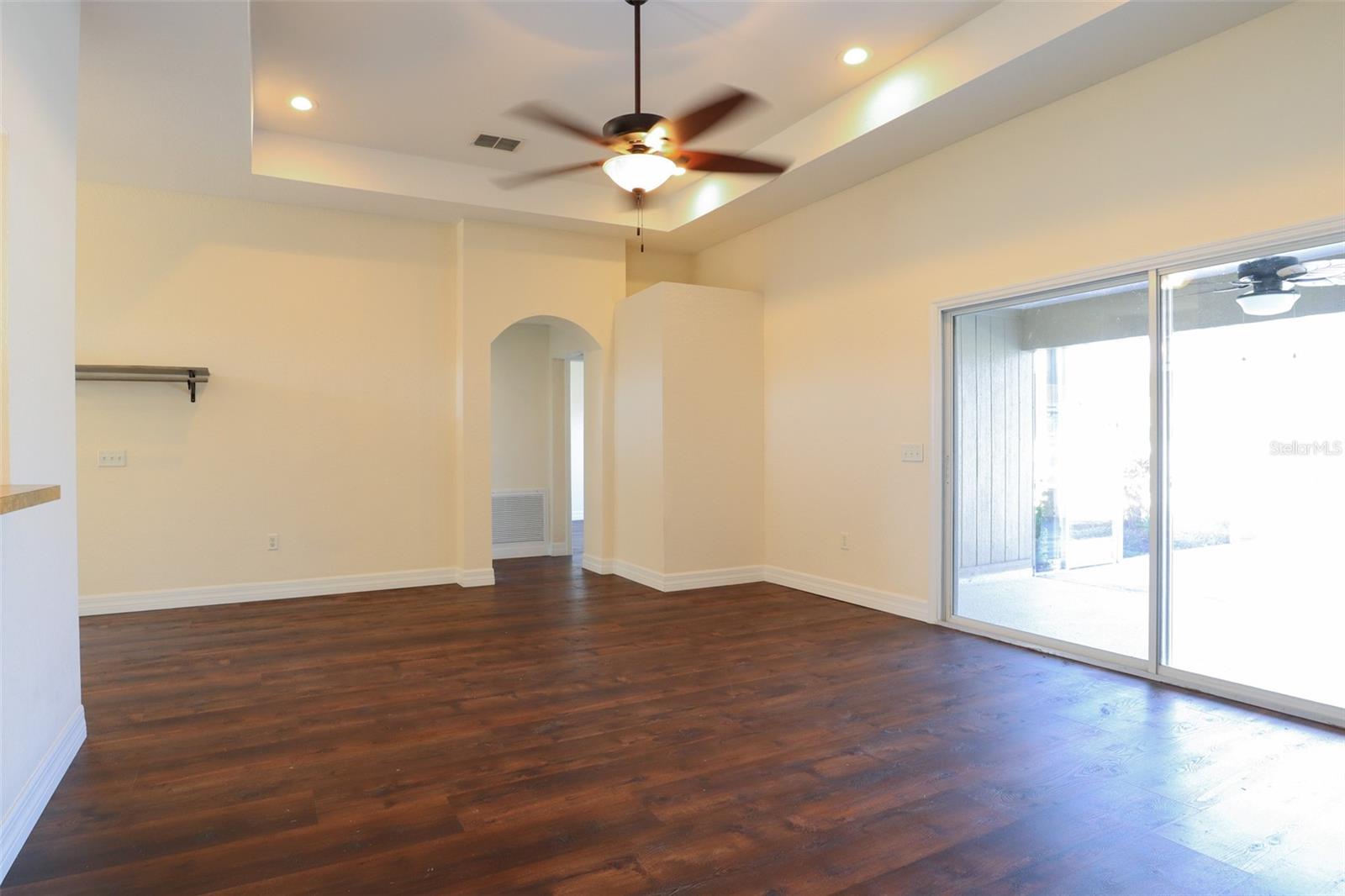 TWIN LAKES AT CHRISTINA PH 01 - Residential