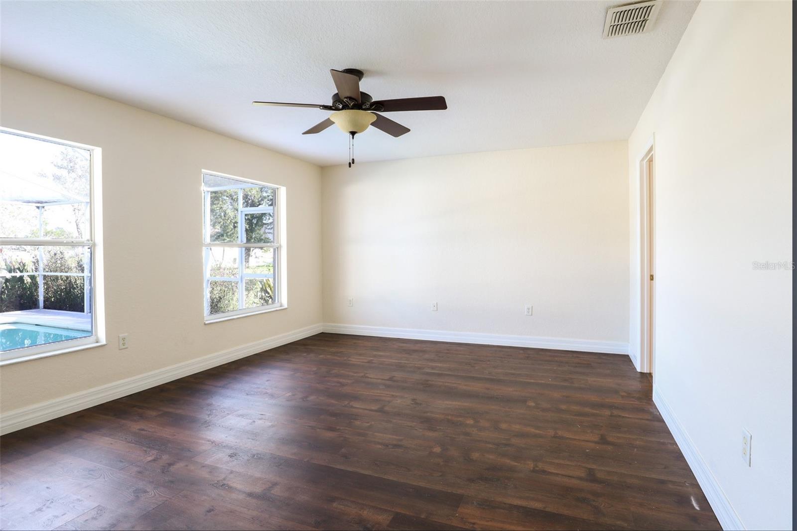 TWIN LAKES AT CHRISTINA PH 01 - Residential